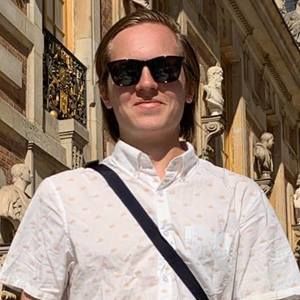 Meet your Posher, Cory